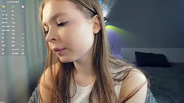Explore our live girls sluts from our Custom and Multi clubs and checkout exclusive access to highly interactive content, such as shape, hair, titties, pussy type and many more.