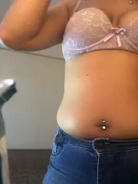 bellinii07 from StripChat
