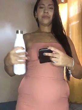 bellinii07 from StripChat