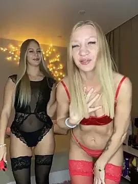 Bellissa_ from StripChat is Freechat