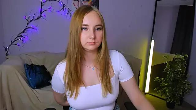 belly_bey from StripChat