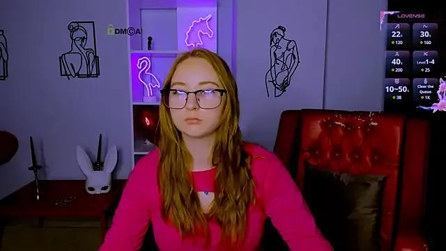 Explore our live girls sluts from our Custom and Multi clubs and checkout exclusive access to highly interactive content, such as shape, hair, titties, pussy type and many more.