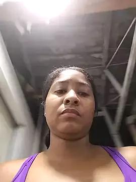 Berry_Bans from StripChat