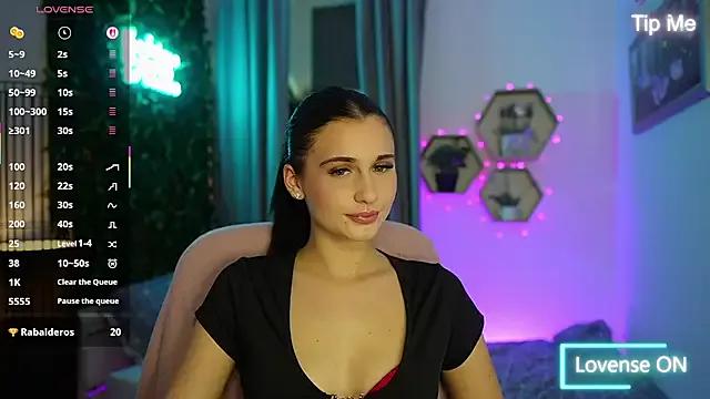 Explore our live girls sluts from our Custom and Multi clubs and checkout exclusive access to highly interactive content, such as shape, hair, titties, pussy type and many more.