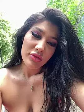 Explore our live girls sluts from our Custom and Multi clubs and checkout exclusive access to highly interactive content, such as shape, hair, titties, pussy type and many more.