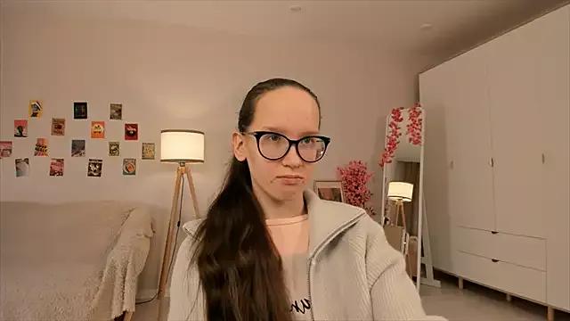 BettyBrowni from StripChat