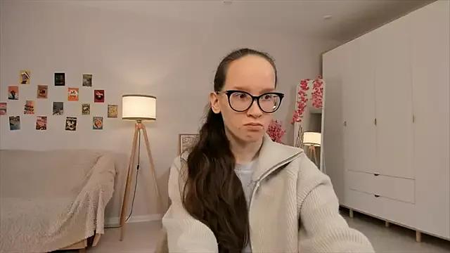 BettyBrowni from StripChat