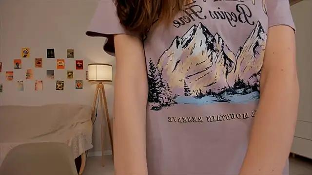 BettyBrowni from StripChat