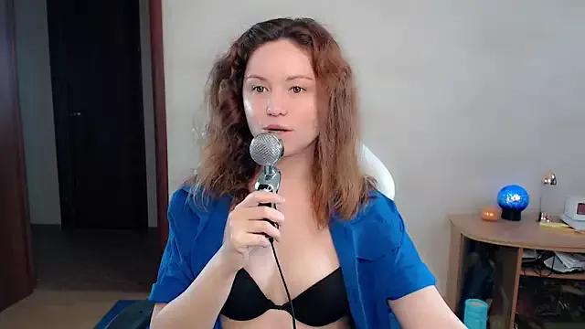 BettyGinger from StripChat