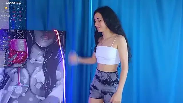 Explore our live girls sluts from our Custom and Multi clubs and checkout exclusive access to highly interactive content, such as shape, hair, titties, pussy type and many more.