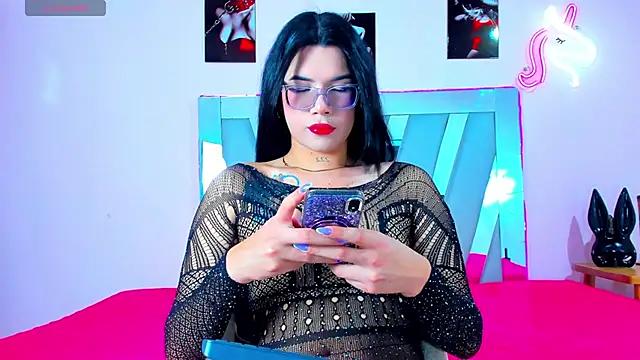 beverly_campbellxxx from StripChat