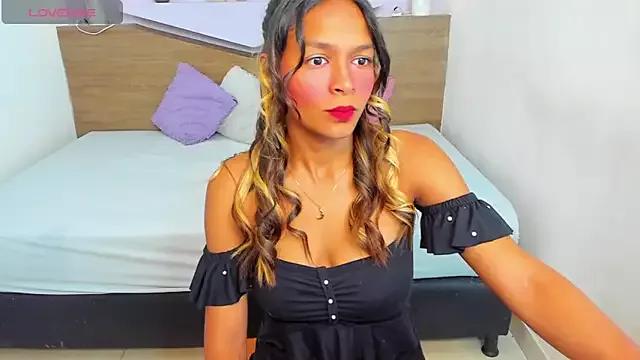 BiancaEmber9 from StripChat is Freechat