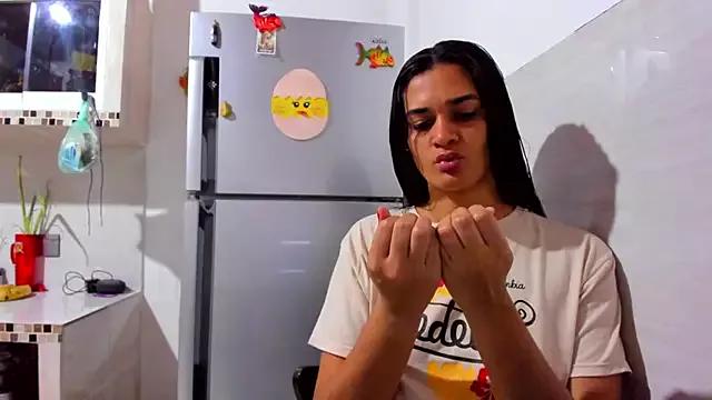 Explore our live girls sluts from our Custom and Multi clubs and checkout exclusive access to highly interactive content, such as shape, hair, titties, pussy type and many more.