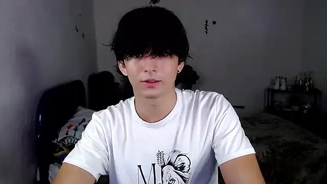 big_lunatic from StripChat is Freechat