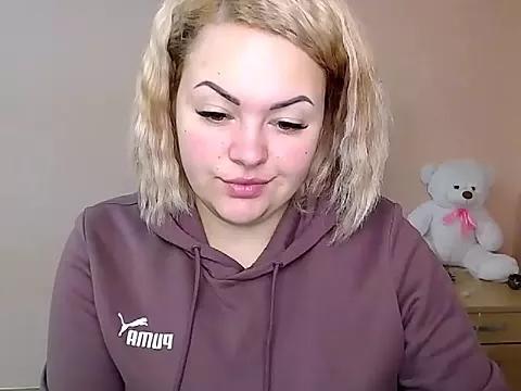 Explore our live girls sluts from our Custom and Multi clubs and checkout exclusive access to highly interactive content, such as shape, hair, titties, pussy type and many more.