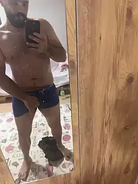 BigBoyXXL35 from StripChat