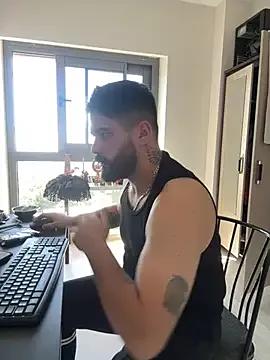 BigBoyXXL35 from StripChat