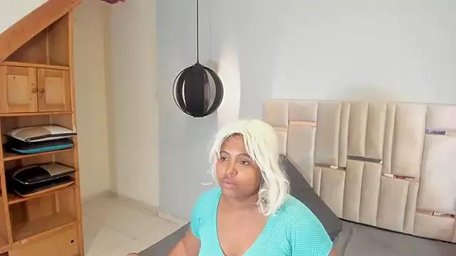 bigbutti_naomi from StripChat