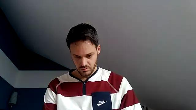 bigcockjohnxxxxx from StripChat is Freechat