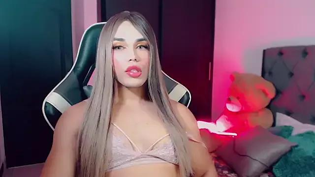 Explore our live girls sluts from our Custom and Multi clubs and checkout exclusive access to highly interactive content, such as shape, hair, titties, pussy type and many more.