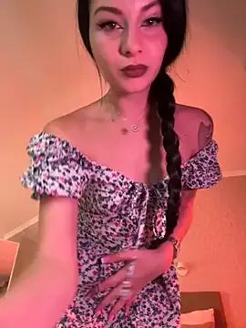 Explore our live girls sluts from our Custom and Multi clubs and checkout exclusive access to highly interactive content, such as shape, hair, titties, pussy type and many more.