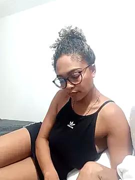 BiiancaEstradaa from StripChat