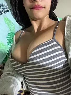 Explore our live girls sluts from our Custom and Multi clubs and checkout exclusive access to highly interactive content, such as shape, hair, titties, pussy type and many more.