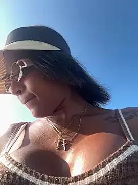 Explore our live girls sluts from our Custom and Multi clubs and checkout exclusive access to highly interactive content, such as shape, hair, titties, pussy type and many more.