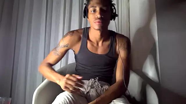 BlackBullTitus from StripChat is Freechat
