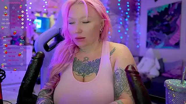 BlackedBarbie from StripChat is Freechat