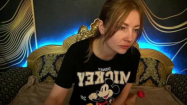 Explore our live girls sluts from our Custom and Multi clubs and checkout exclusive access to highly interactive content, such as shape, hair, titties, pussy type and many more.