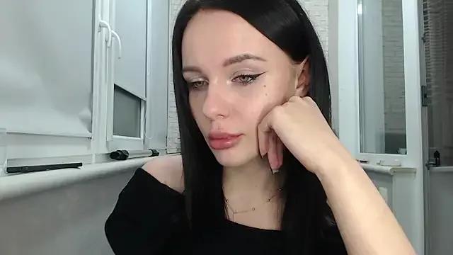 Explore our live girls sluts from our Custom and Multi clubs and checkout exclusive access to highly interactive content, such as shape, hair, titties, pussy type and many more.