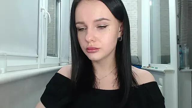 Explore our live girls sluts from our Custom and Multi clubs and checkout exclusive access to highly interactive content, such as shape, hair, titties, pussy type and many more.