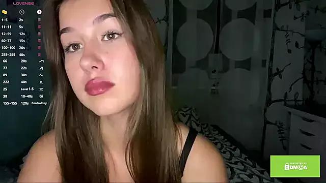 Explore our live girls sluts from our Custom and Multi clubs and checkout exclusive access to highly interactive content, such as shape, hair, titties, pussy type and many more.