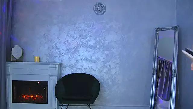 blonde_anna from StripChat is Freechat