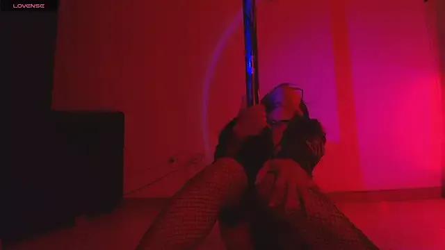 blue_art_ from StripChat is Freechat