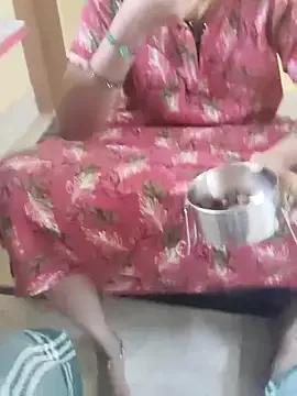 Blue_eyes_007 from StripChat is Freechat