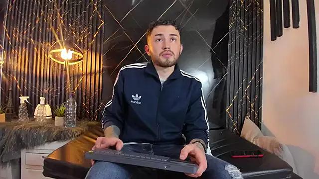 BodyInkDesire from StripChat is Freechat