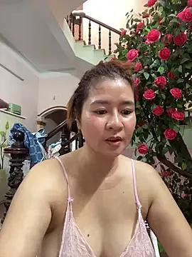 Bollozzy_89 from StripChat