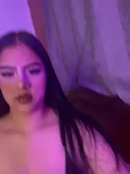 Bonbom_sr from StripChat
