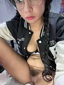 Photos of Bonnie_willliams19 from StripChat is Freechat