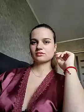 BonnyBrant from StripChat