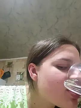 BonnyBrant from StripChat