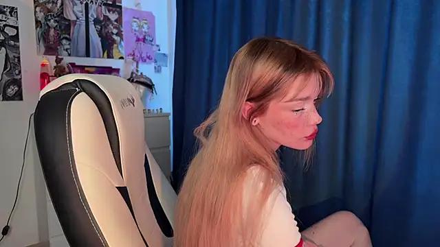 boobsybootie from StripChat