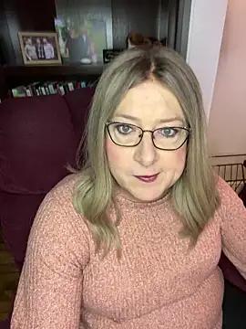 BookBabe27 from StripChat