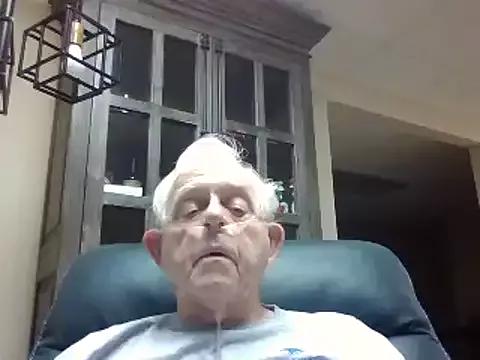 bootlegmanz from StripChat
