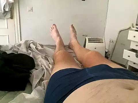 Bossinmidd12 from StripChat