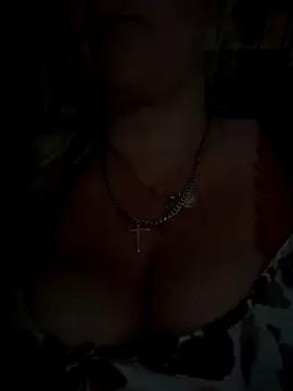 Bouncy-Bella28X from StripChat is Freechat