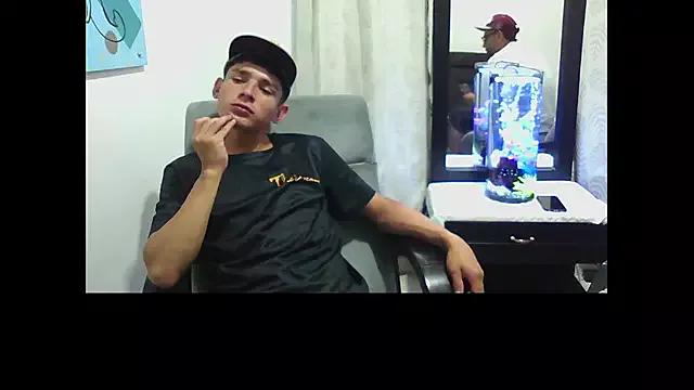 BoysONFireXXX from StripChat is Freechat