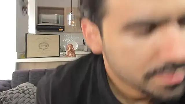 BradleySmithx from StripChat is Freechat